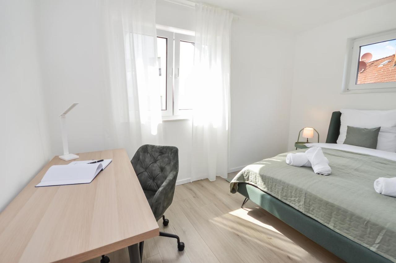 At Weinmeister - Ankommen & Entspannen Bielefeld Bagian luar foto